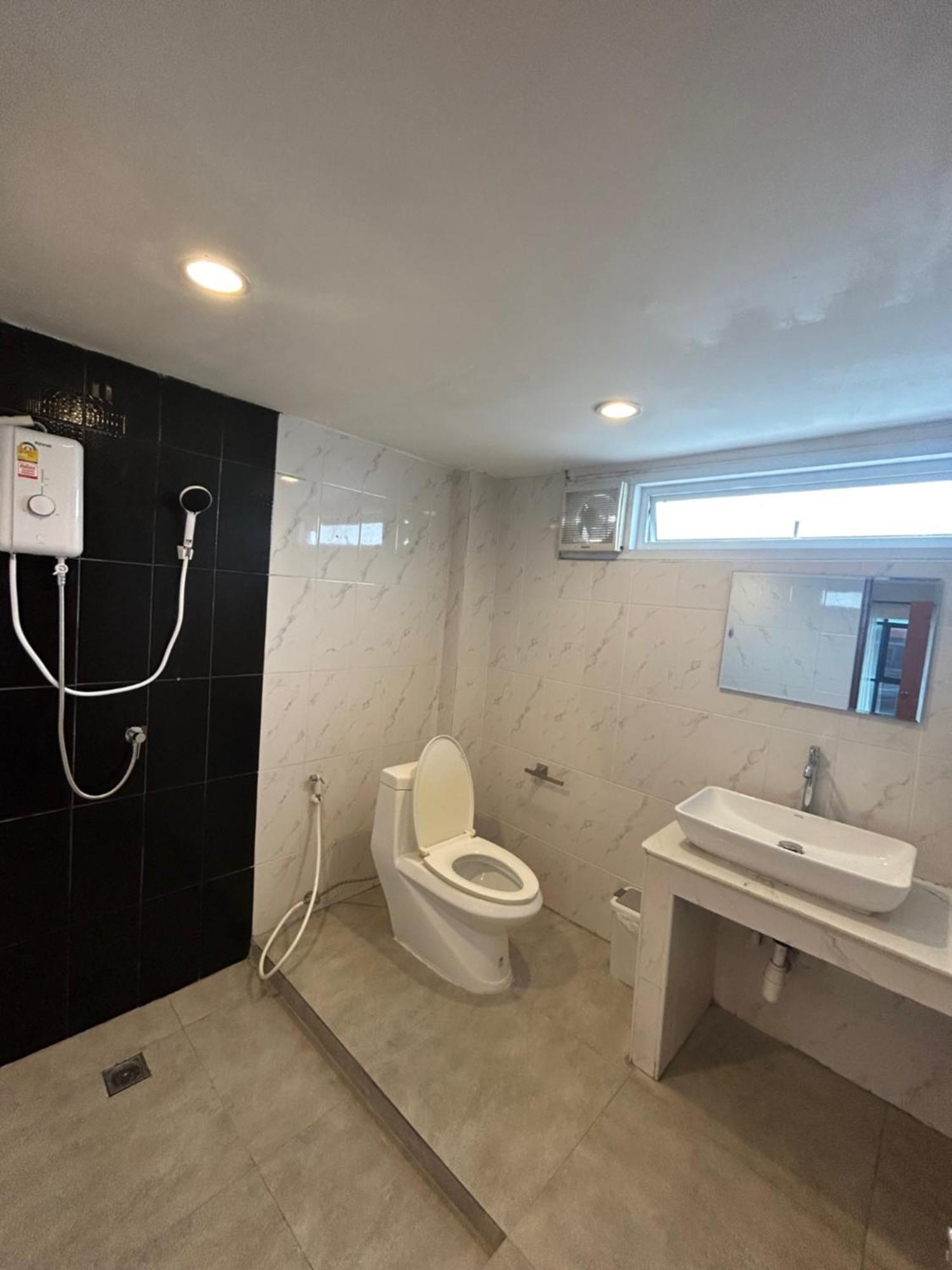 Monkey Toe Guesthouse Chiang Mai Luaran gambar